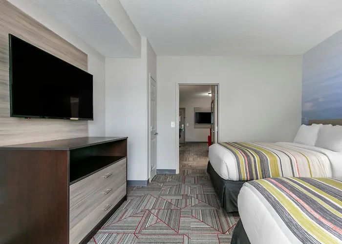 Clarion Pointe Columbus-Bradley Park